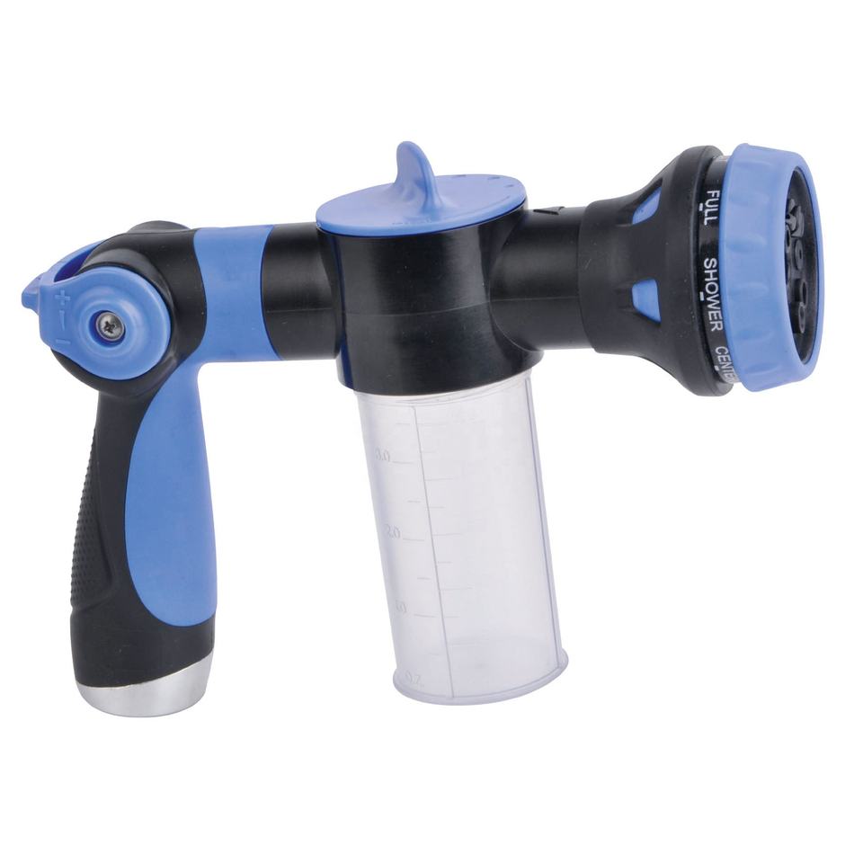 Nozzles for garden fertilization